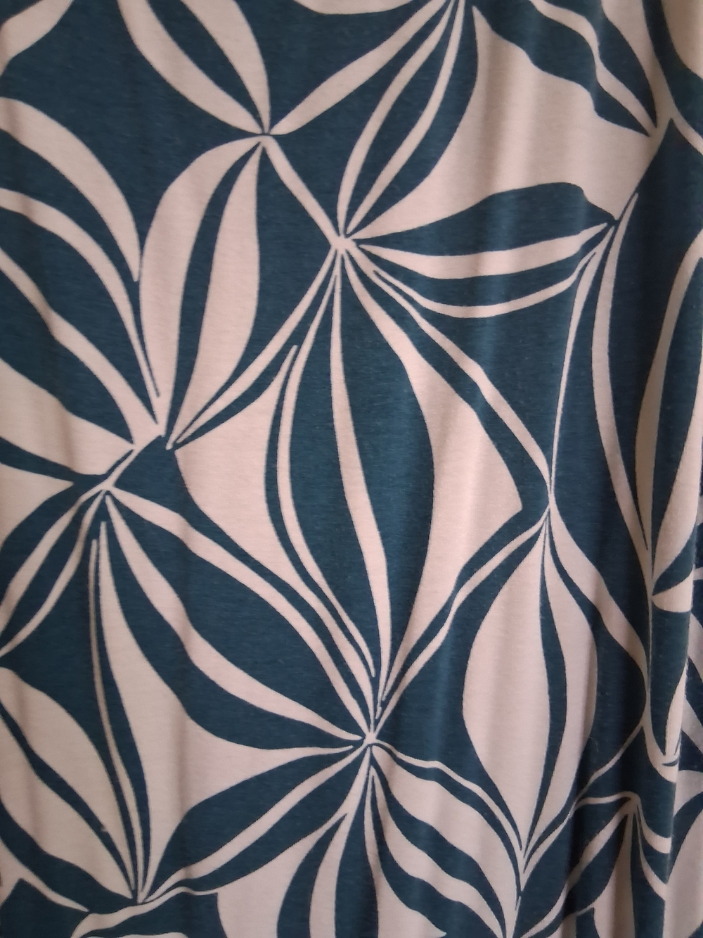 Tommy Bahama Teal and White Halter-Style Leaf Print Maxi Dress - Picture 4 of 5